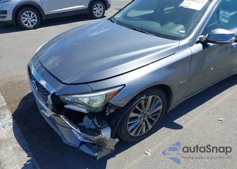 2020 Infiniti Q50 Luxe z USA, uszkodzony, nr VIN JN1EV7AP6LM207925